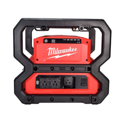 Milwaukee 2845-20 M18 18V 3600-Watt/1800-Watt Battery Powered Power Supply