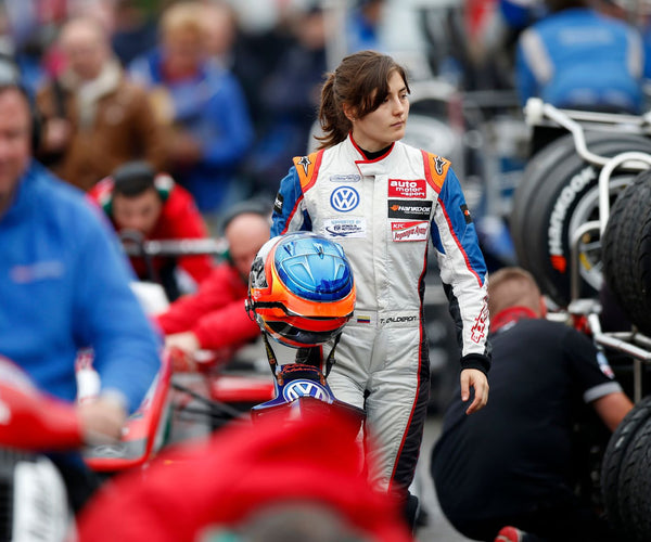 Women in Power Sports: Breaking Barriers and Making Waves – Mass Depot