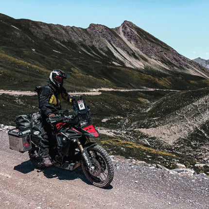 Kenda Big Block K784 150/70B17 Rear Tire for Motorcycles, Dirt Bikes, and City Bikes - Durable Off-Road & Street Performance with Keychain 150x70x17