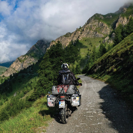 Kenda Big Block 100/90B19 Front & 150/70B18 Rear Tubeless Tire Set with Keychain