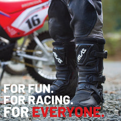 Atlas A5060-00-03 Youth Traction Boot White - Size 3