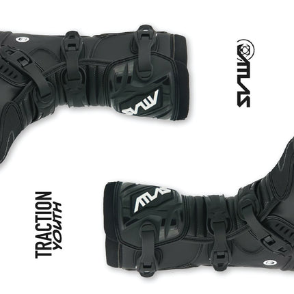 Atlas A5060-01-04 Youth Traction Boot Black - Size 4