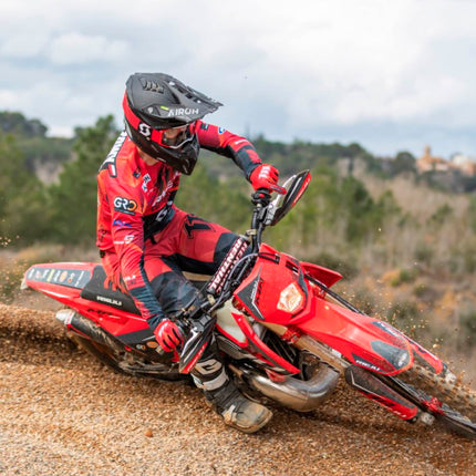 Polisport Motocross Motorcycles Disc/Bottom Fork Protector for Beta RR 125/200/250/300/350/390/430/480 2T/4T (19-26) Dirt Bikes - Protects Brake Disc and Fork from Rocks and Debris for MX/Enduro, Red