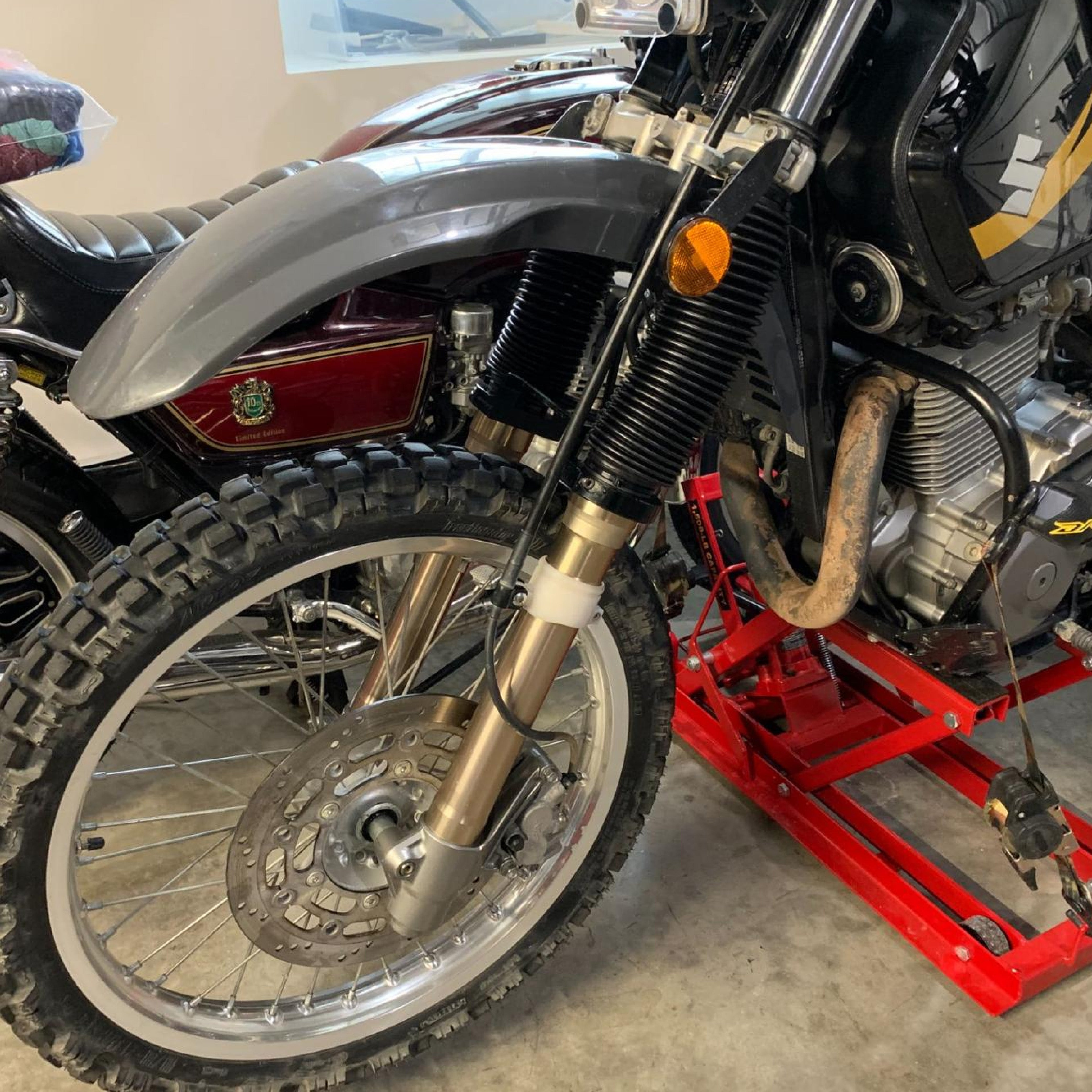 Polisport Fork Boots (250x32x60mm) - Stretch to Adapt to Motorbike Forks for Superior Fit & Durable Protection - Black