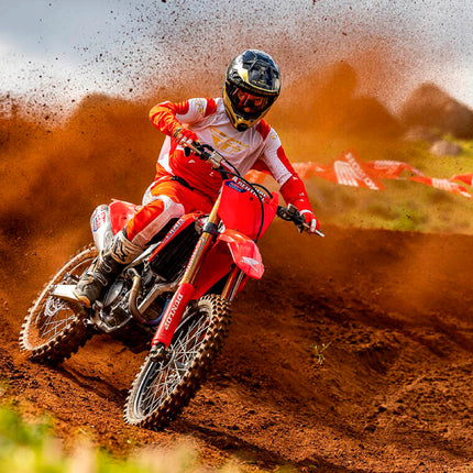 Polisport Radiator Louvers - Red Panels for Honda CRF 450R/CRF 450RX (2017-2020) - OEM Fit, Durable Plastic, Enhanced Airflow, Easy Installation