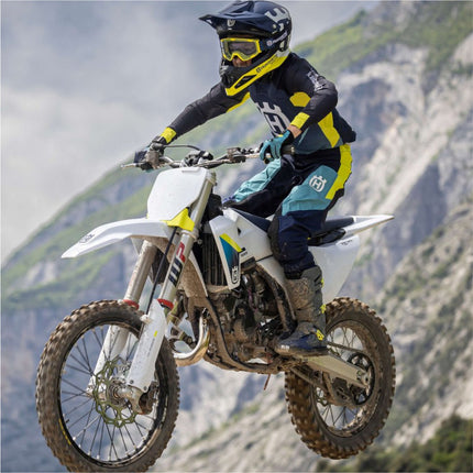 Polisport Motocross Motorcycles (MX) Water Pump cover for Husqvarna TE 250/300 (2020-23) and Husqvarna TC 250 (2019-22) Dirt Bikes - Durable PA6 Polyamide, Impact and Abrasion Resistant - Navy Blue