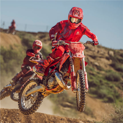 Polisport Motocross Motorcycles (MX) Water Pump cover for GasGas MC 250F/350F & EC 250F/350F (2021-2022) Dirt Bikes - Durable PA6 Polyamide Guard, Shields Against Trail Debris - Red