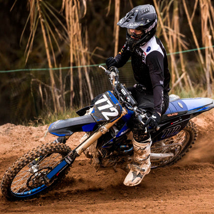 Polisport Radiator Louvers - Blue Panels for Yamaha YZ 250F/450FX/WR 450F (2024) Yamaha YZ 450F (2023-2024) - OEM Fit, Durable Plastic, Enhanced Airflow, Easy Installation