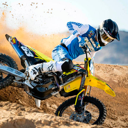 Polisport Motocross (MX) FreeFlow Universal Fender with UFX Mounting System Bracket - Universal Fit for all Full Size Susuki Dirt Bikes (2009-25) - Red