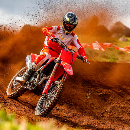 Polisport Motocross (MX) FreeFlow Universal Fender with UFX Mounting System Bracket - Universal Fit for all Full Size Honda Dirt Bikes (2009-25)