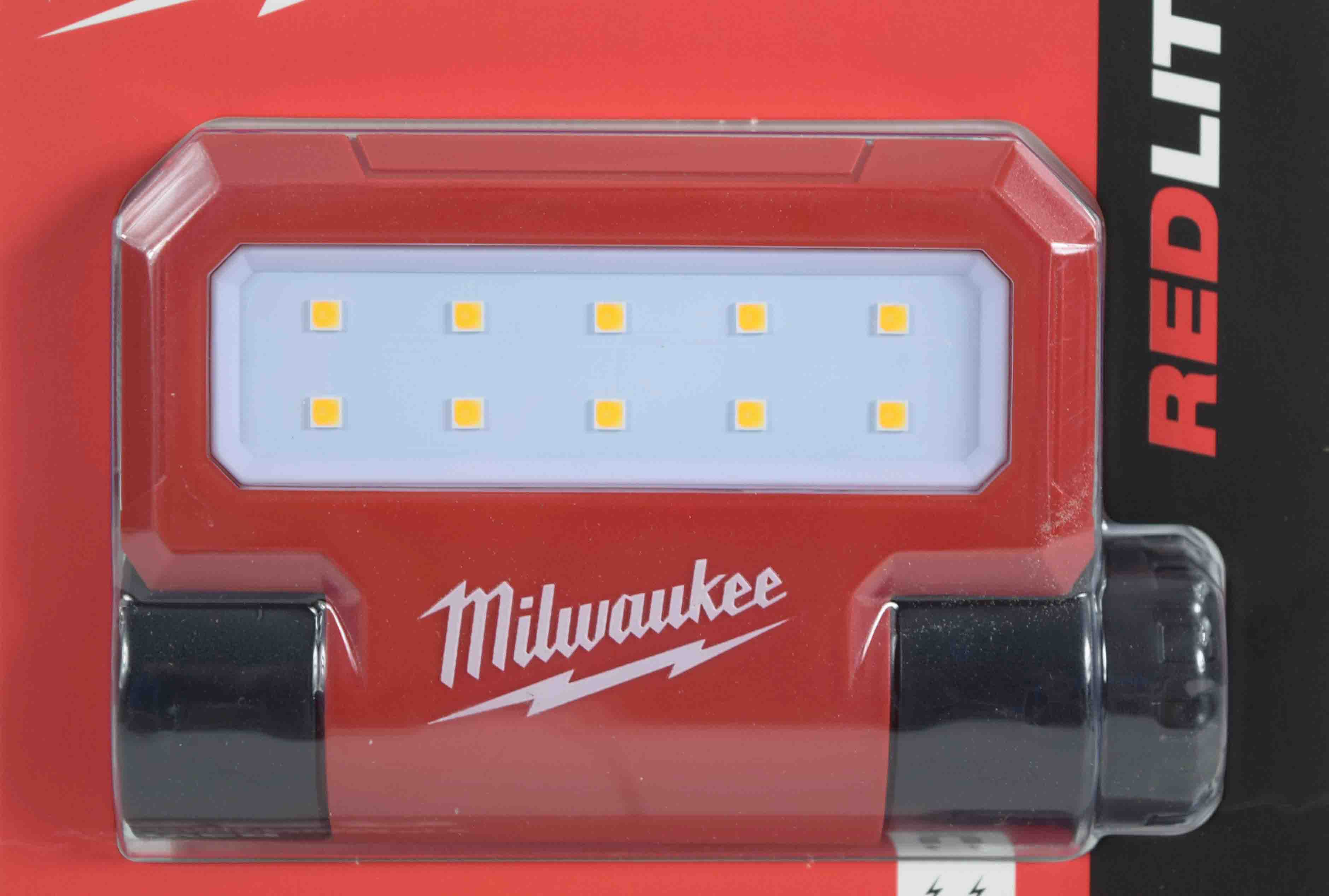 Milwaukee 2114-21 USB Rechargeable Rover Pivoting Flood Light Kit