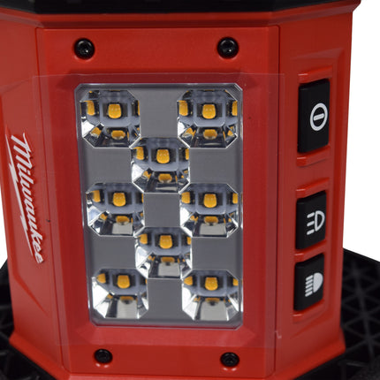 Milwaukee M18 1300-Lumen LED 18-Volt Lithium-Ion Cordless Flood Light Tool-Only