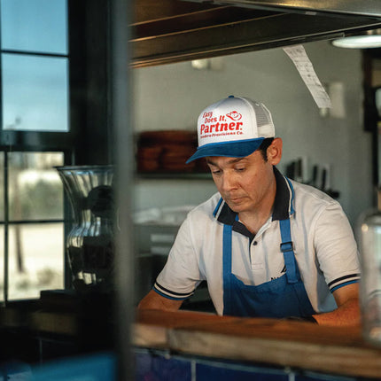 Sendero Provisions Co. Easy Does It, Partner Adjustable Snapback Hat with Screen Printed Design (White/Blue) - One Size