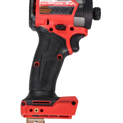 Milwaukee 2953-22 18V 1/4" Hex Impact Driver Kit