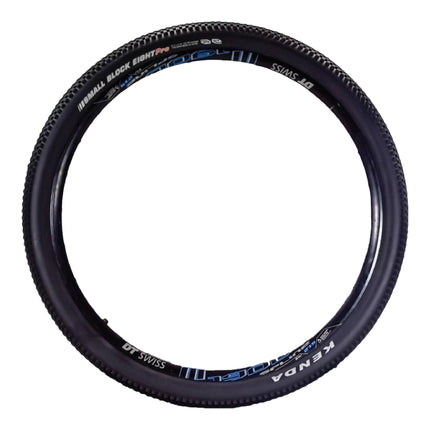 Kenda Small Block Eight Pro K1047 Bike Tire - 29x2.10, 29-Inch MTB Tire, Folding Bead, Tubeless Ready, Aggressive Tread for Trail & Cross-Country Riding + Kenda 29x2.00-2.40 Tube + Keychain