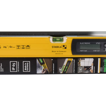 Stabila 36520 Type 96M-2 Magnetic 24” Digital Tech Level with Padded Case