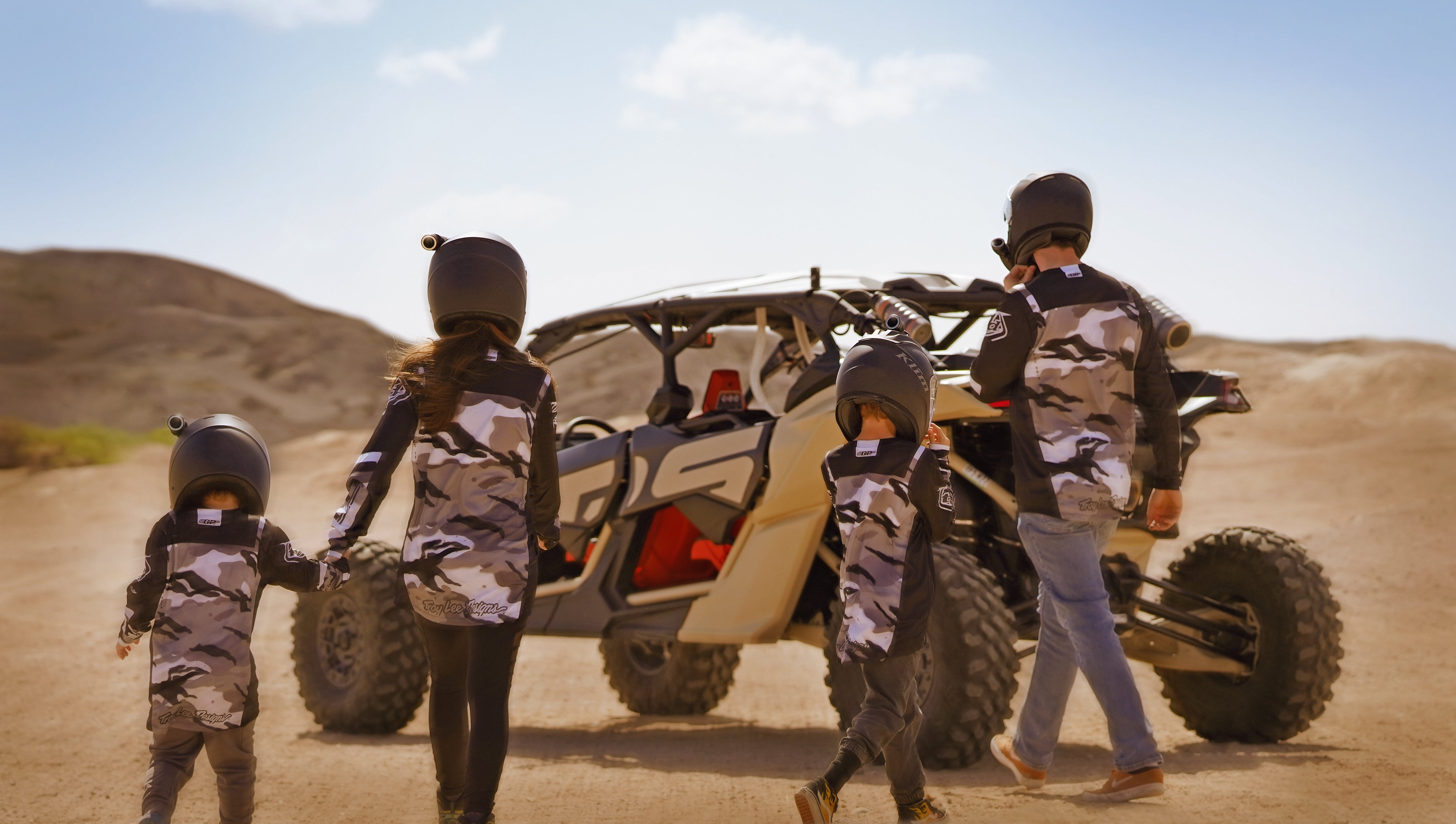 Maglock Magnetic Forced Air Helmet Connector with Safe Quick Connect and Detach for Professional & Hobby Racers