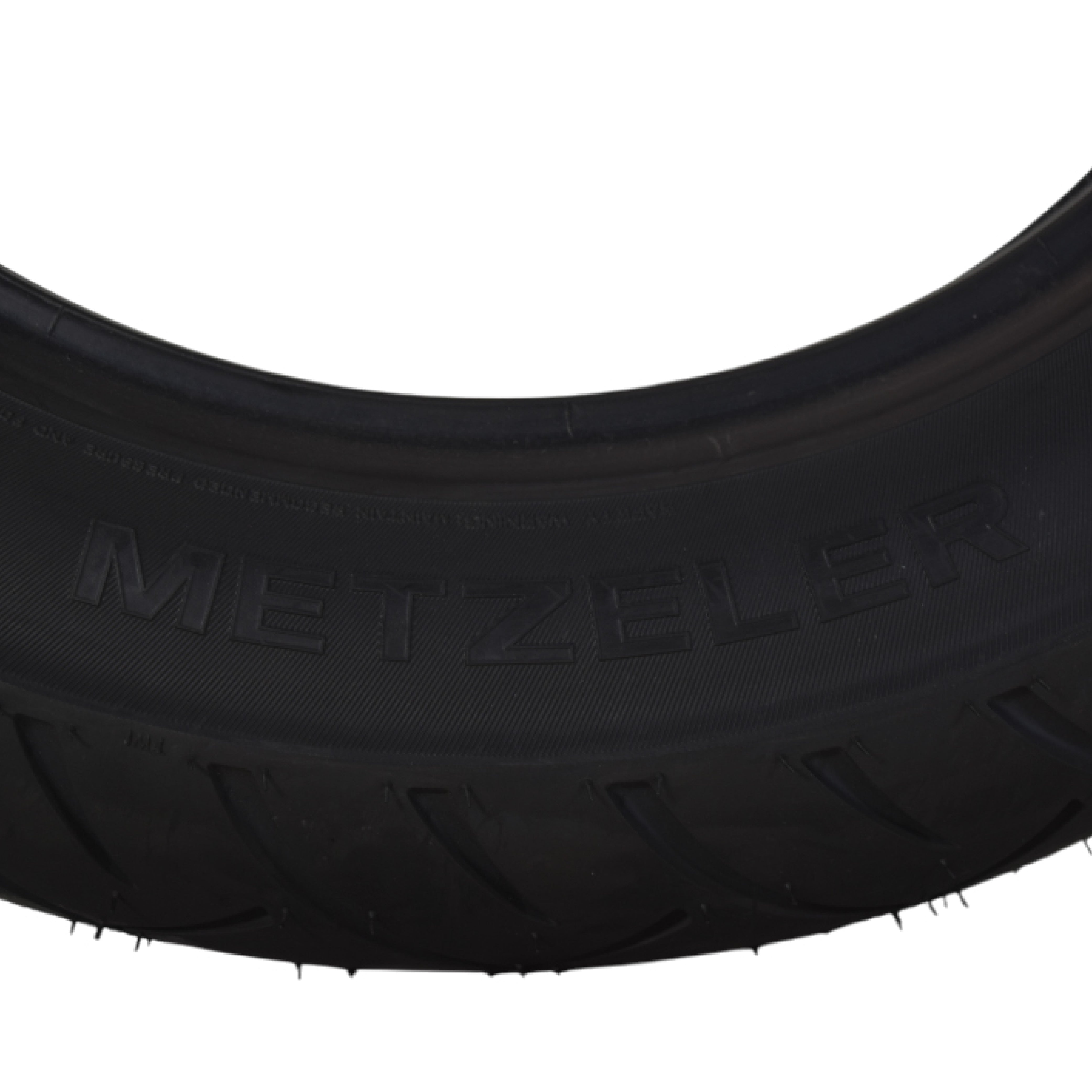 Metzeler ME 888 Marathon Ultra Front 130/90-16 67H Motorcycle Tire with Keychain