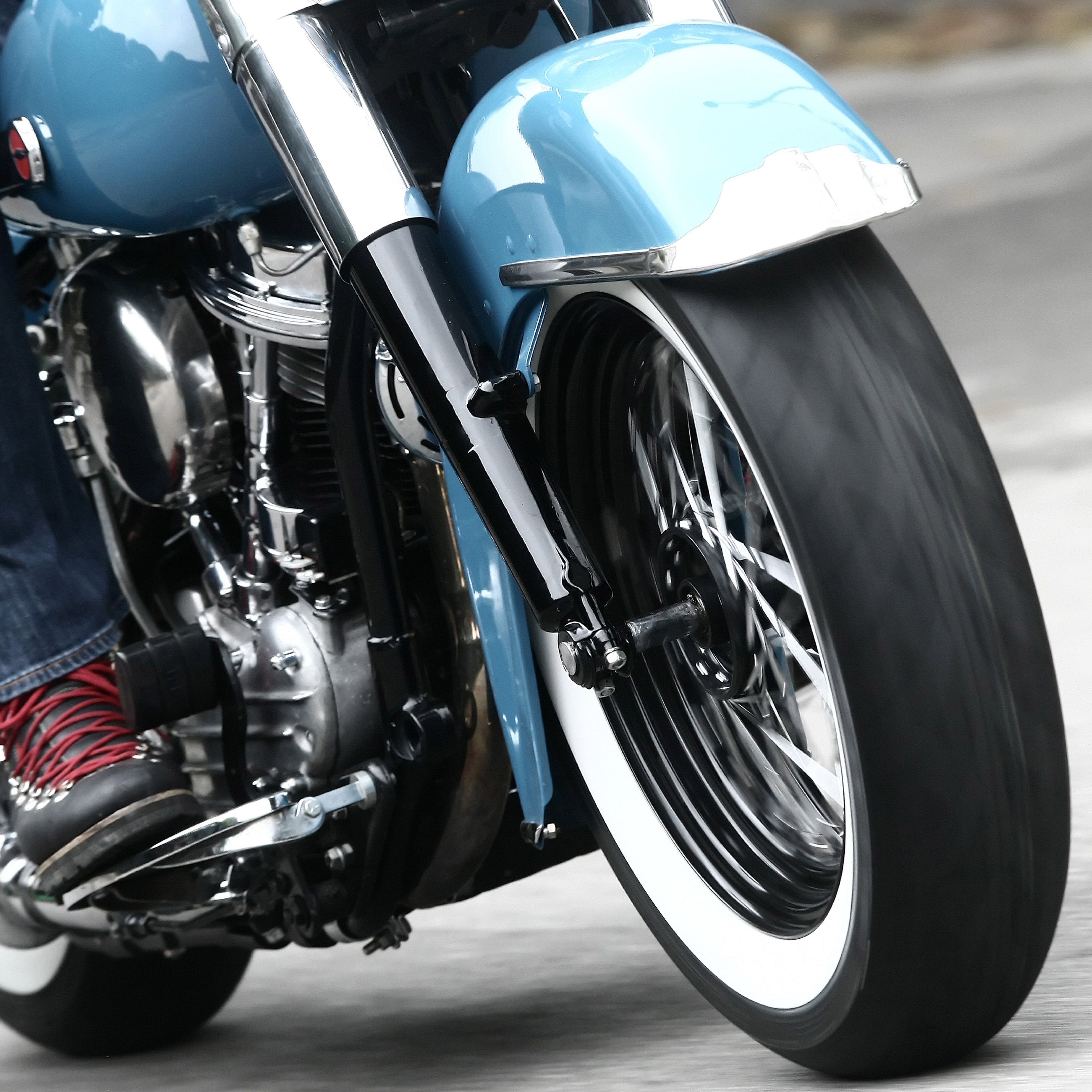 Metzeler ME 888 Marathon Ultra White Wall 170/80-15 Rear Tire with