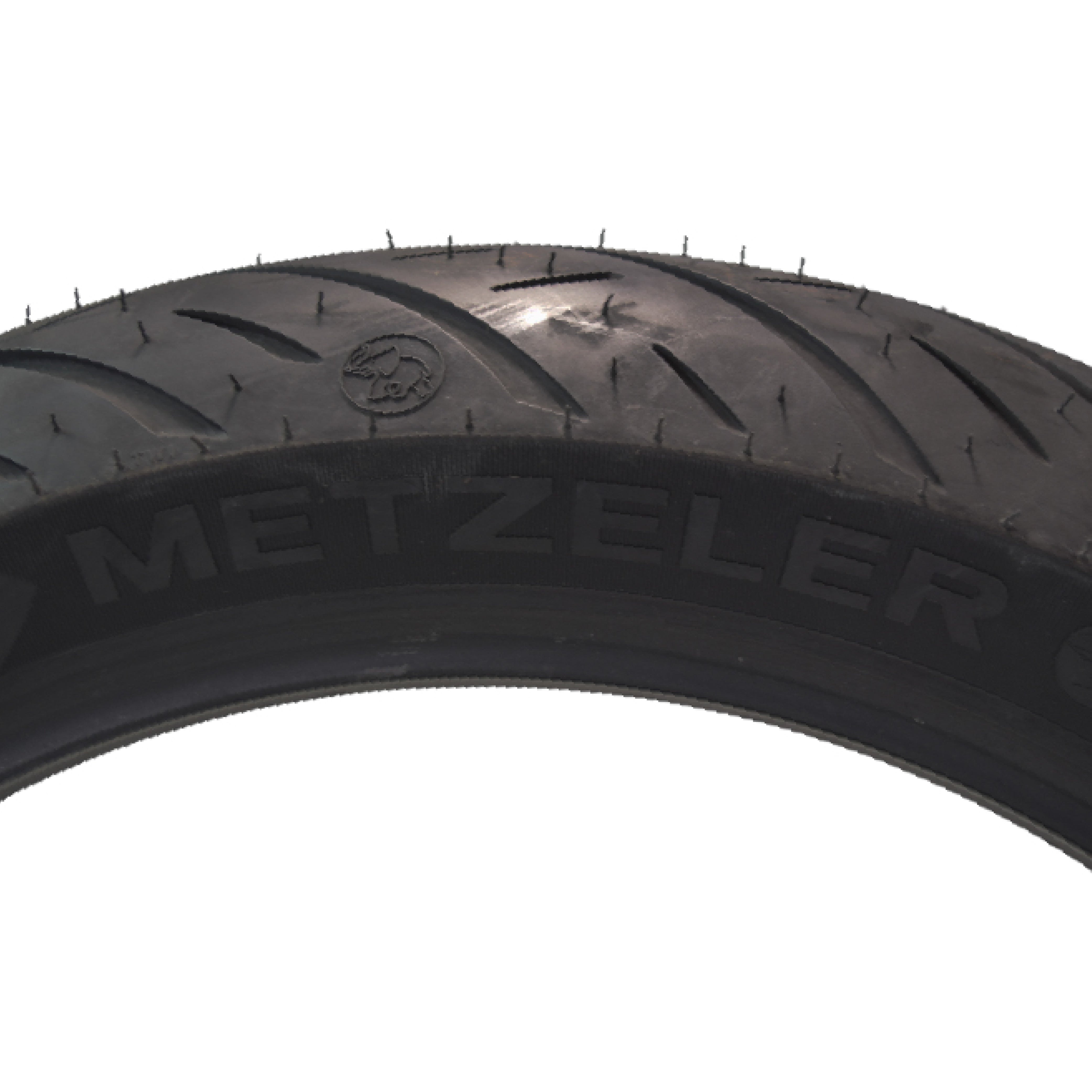 Metzeler Cruisetec 130/70B18 63H TL V-Twin Motorcycle Front Tire with Keychain