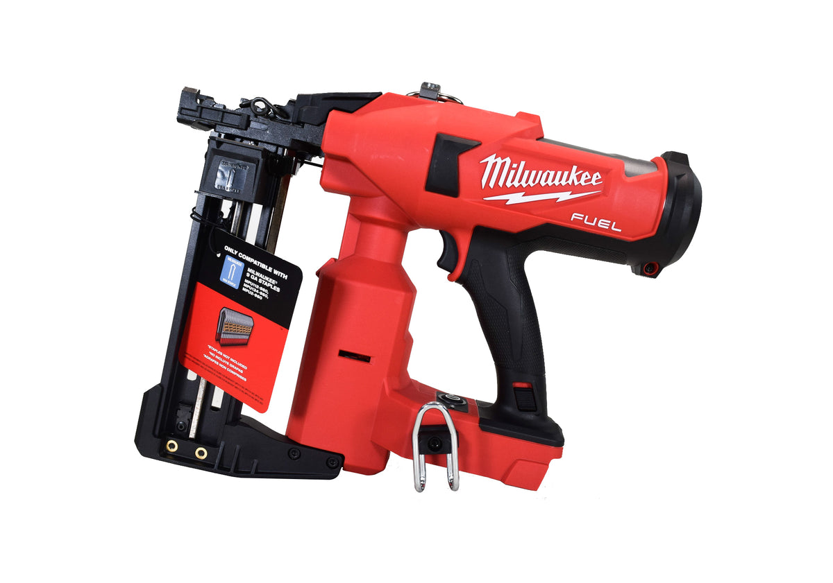 Milwaukee 2843-20 M18 FUEL 18-Volt Lithium-Ion Brushless Cordless Utility Fencing Stapler (Tool-Only)