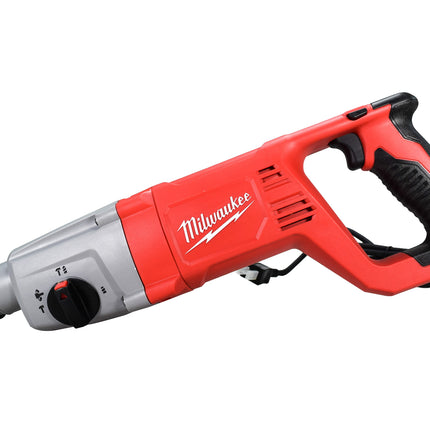 Milwaukee 5262-21 8 Amp Corded 1 in. SDS D-Handle Rotary Hammer Kit