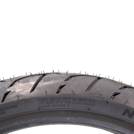 Pirelli Night Dragon 130/60B19 M/C 61H REINFTL Cruiser Motorcycle Tire-Superior Traction/Handling for High-Performance Cruisers w/Keychain