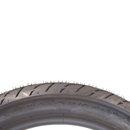 Pirelli Night Dragon 110/90-19 M/C 62H TL Cruiser Motorcycle Front Tire -Superior Traction and Handling for High-Performance Cruisers with Keychain