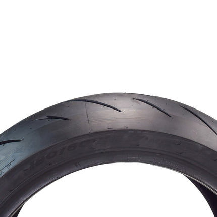 Pirelli Diablo Rosso IV 120/70 ZR 17 M/C Front & 180/60 ZR 17 M/C TL Rear Motorcycle Tire Set - High Performance, Durable for Super Sport Bikes with Keychain