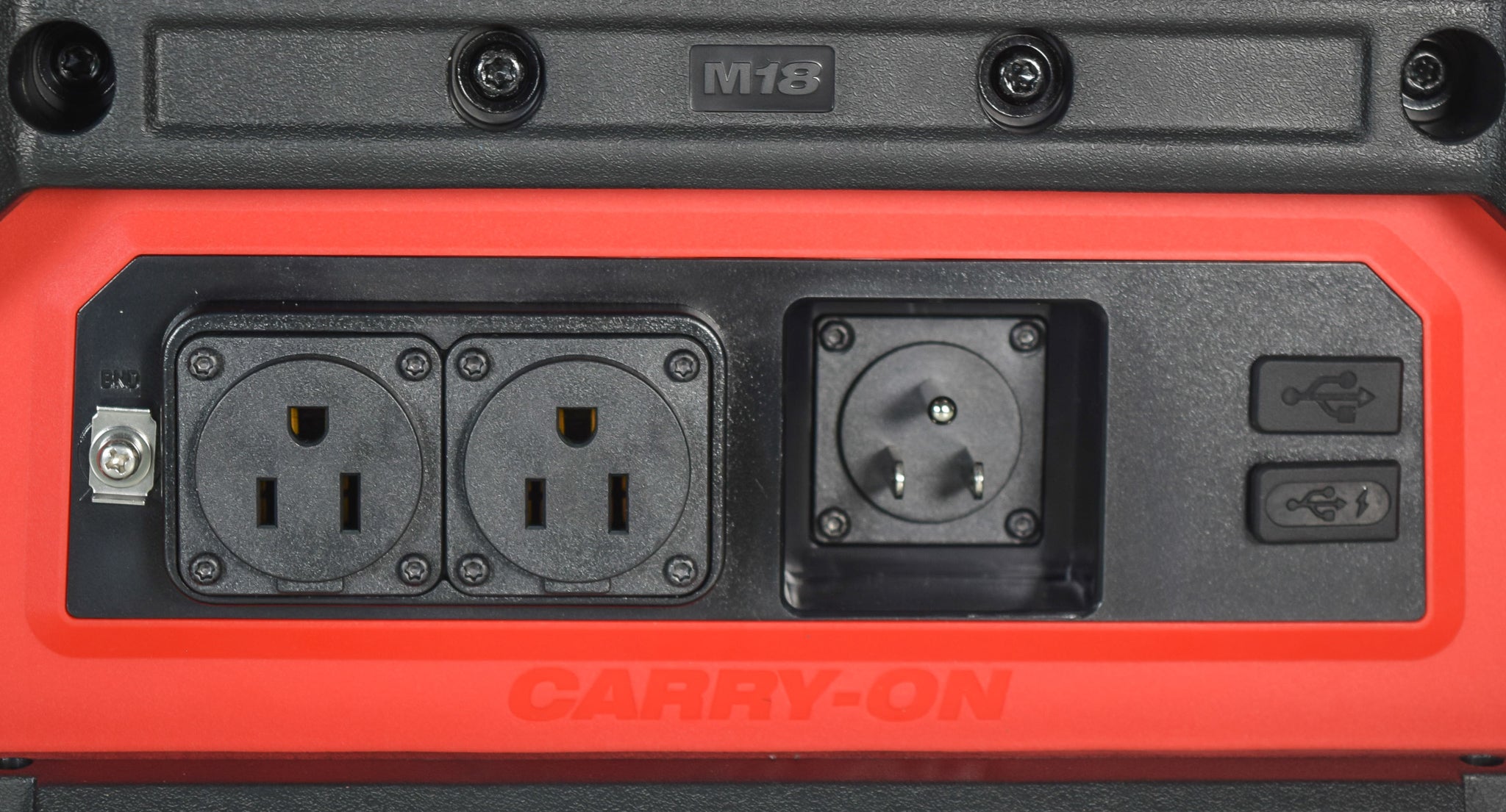 Milwaukee 2845-20 M18 18V 3600-Watt/1800-Watt Battery Powered Power Supply