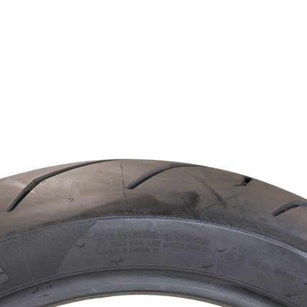 Pirelli Diablo Rosso II 120/70 ZR 17 M/C (58W) TL (D) Front & 170/60 ZR 17 M/C (72W) TL Rear Motorcycle Tires- Sport Performance for Road Use Tire Set with Keychain