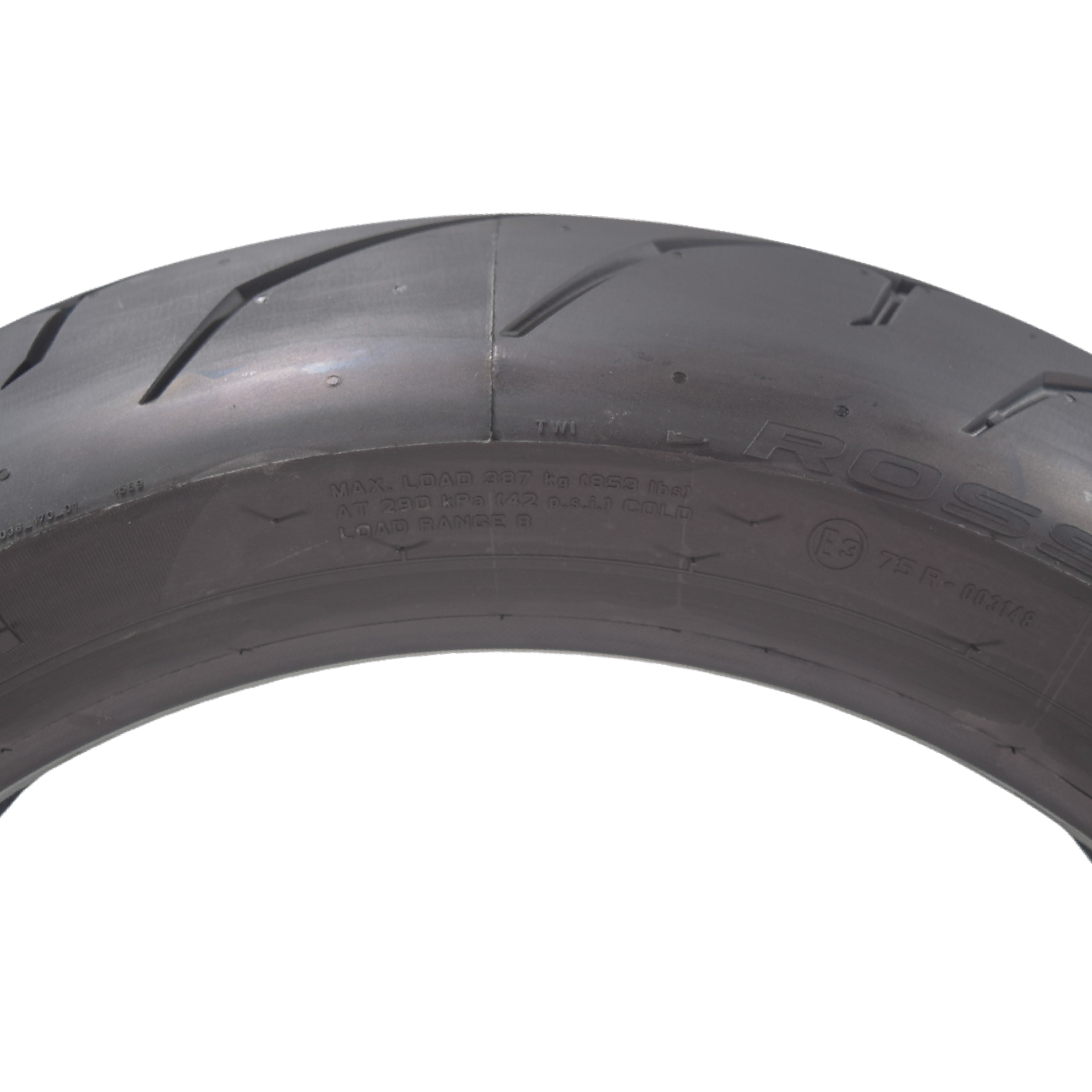 Pirelli Diablo Rosso II 190/55 ZR 17 (75W) TL Rear Motorcycle Tire with Keychain