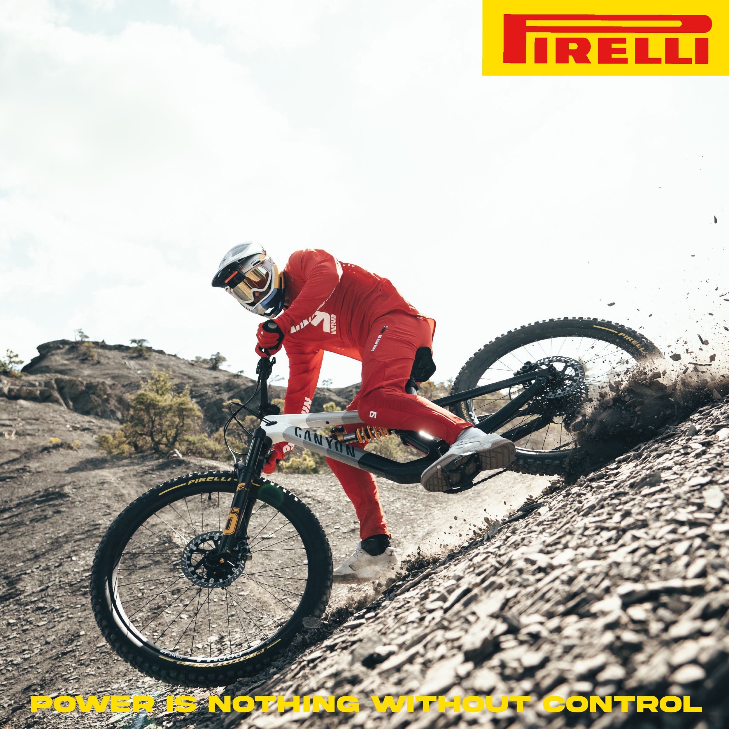 Pirelli Cinturato Gravel H TLR Classic 50-622 (700 x 50c) Road Bicycle Tire & 46/58-622 Presta Scorpion SmarTUBE - SpeedGrip Compound, Tubeless Ready Bike Tire with Keychain (2 Pack Tires & Tubes)