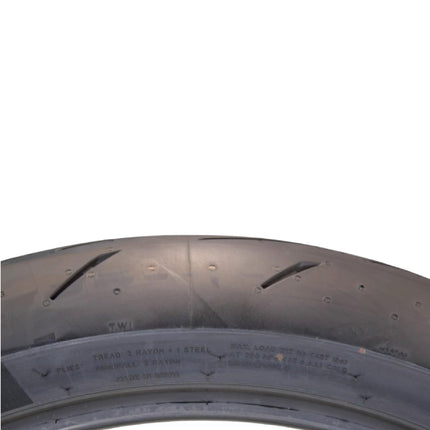 Pirelli Diablo Rosso IV 110/70 ZR 17 54W M/C Front & 200/60 ZR 17 M/C TL Rear Motorcycle Tire Set - High Performance, Durable for Super Sport Bikes with Keychain