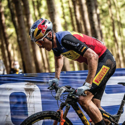 "Pirelli Scorpion Sport XC H 29 x 2.2 Black Folding Tire for Mountain Bikes- Consistent Performance, Lightweight and Durable, Ideal for Cross-Country and Trail Riding with Pirelli Keychain (2 Pack) "