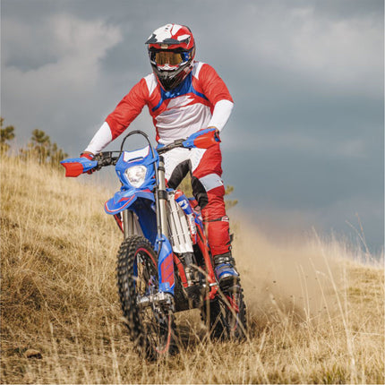 Polisport 8399100001 Fork Guards for Beta RR250 RR300 2‑Stroke 2019 and RR350 RR400 RR450 4‑Stroke 2019 – Durable OEM‑Style Red Fork Protectors