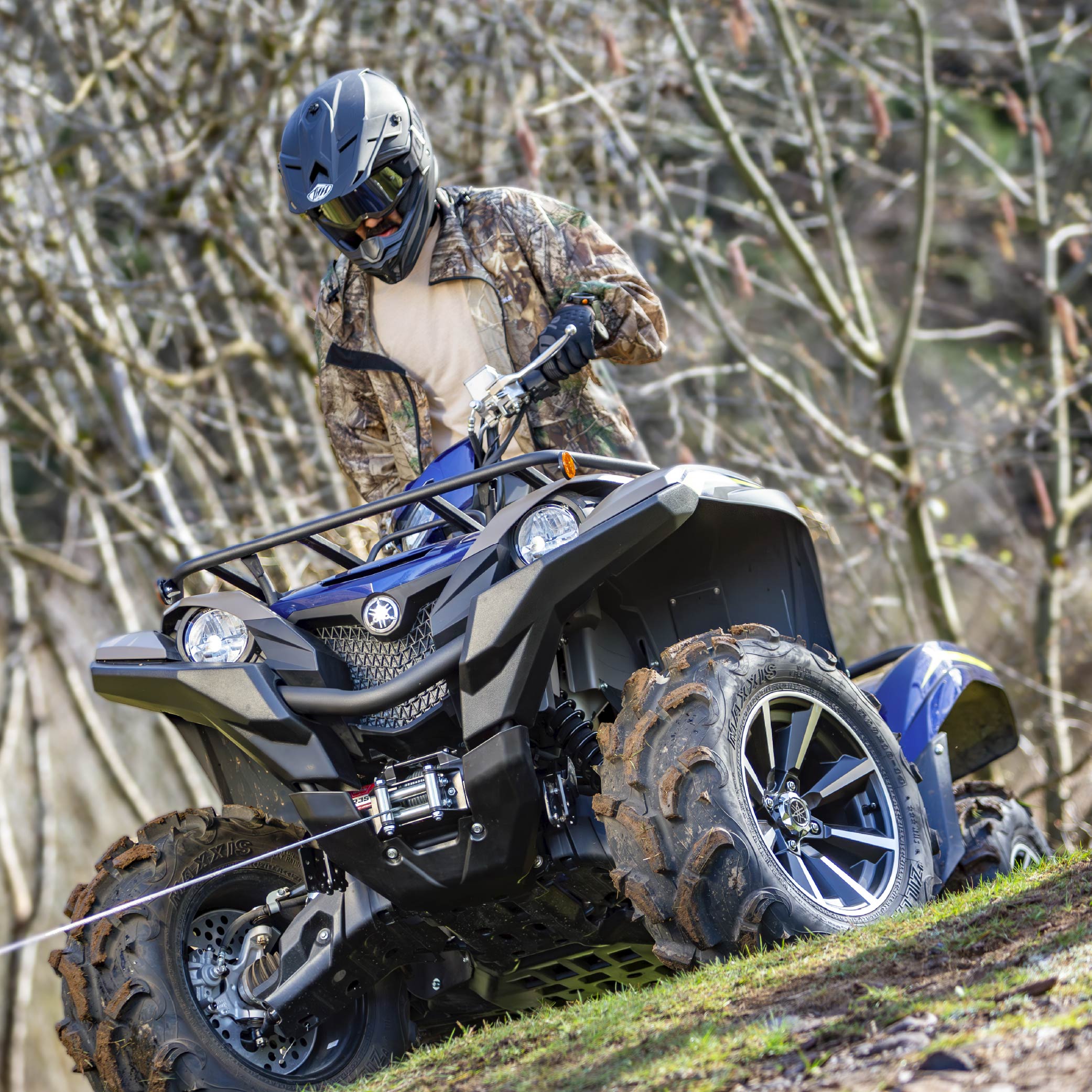 Warn R35 Wire Rope Winch - 3,500 lb. Pulling Capacity, equipped with 50’ of 7/32” steel rope & remote-mounted rocker switch - Fairlead for ATV, UTV, Side by Side, and SXS Recovery & Towing