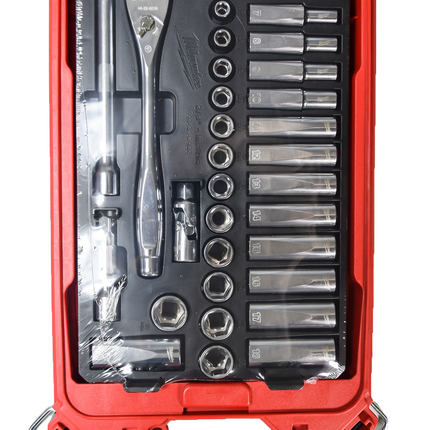 Milwaukee 48-22-9482 3/8 in. Drive Metric Ratchet and Socket Mechanics Tool Set with PACKOUT Case (32-Piece)