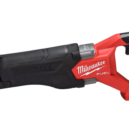 Milwaukee M18 FUEL 18-Volt Lithium-Ion Brushless Cordless Reciprocating Saw Kit W/two 5.0 Ah Batteries Charger & Hard Case 2821-22
