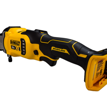 DEWALT 20V MAX XR Cordless Polisher, Rotary, Variable Speed, 7-Inch, 180 mm, Tool Only (DCM849B)