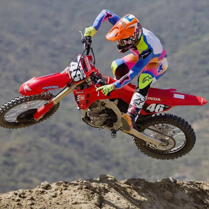 SKF Front Wheel Seals and Spacers Kit for Various Honda CRF Models (VKWB-F-20-HDS-A), High Performance Seals and Spacers, Low Friction Superior Contamination Protection (Bearings Not Included)