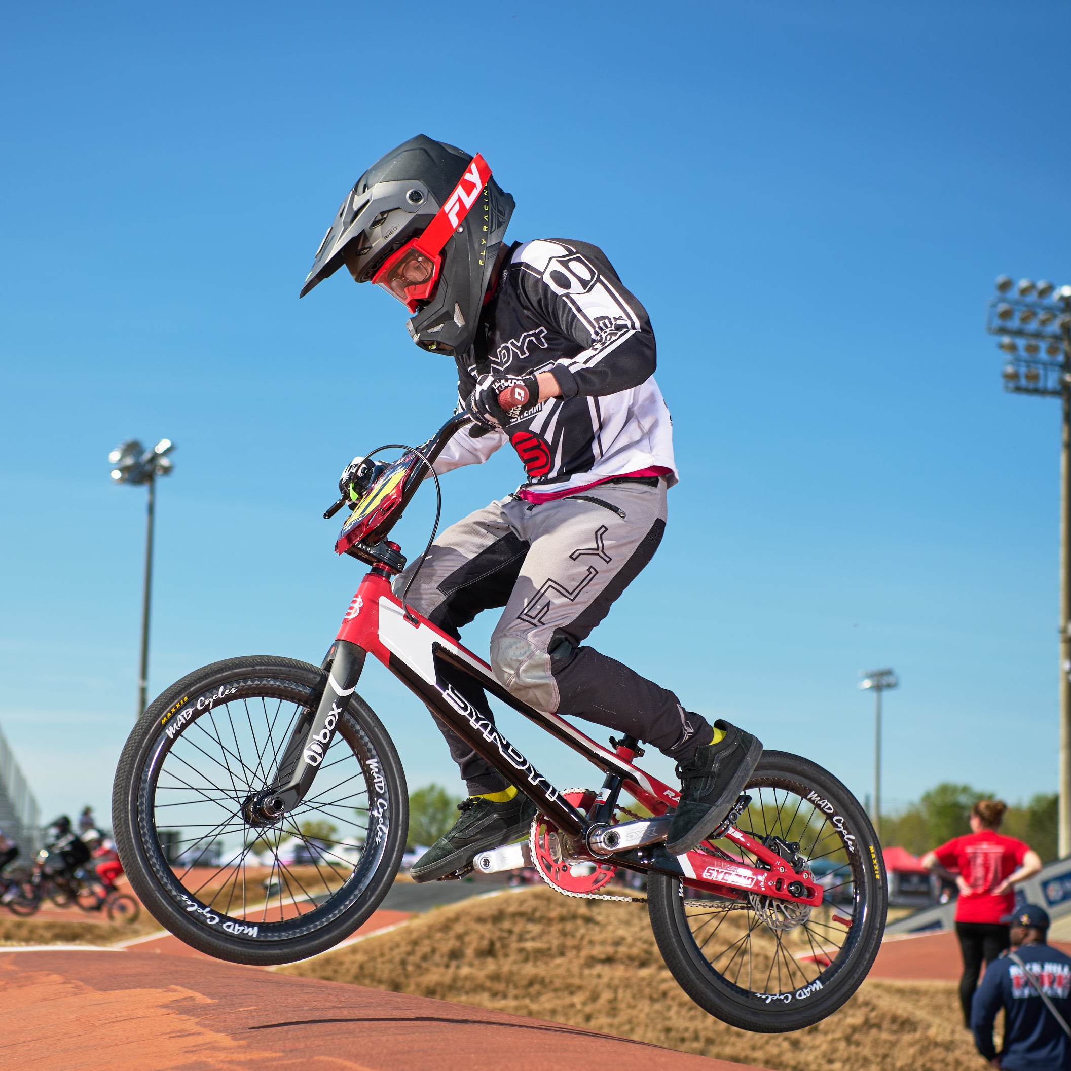 Syndyt Banner (White) - 3x5 ft Vinyl Banner with 5 Grommets, Durable Indoor/Outdoor Sign for Events and Decorations