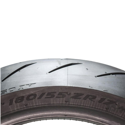 Pirelli Diablo Rosso IV 120/70 ZR 17 M/C Front & 180/55 ZR 17 M/C TL Rear Motorcycle Tire Set - High Performance, Durable for Super Sport Bikes with Keychain