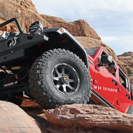 WARN 20990 Premium Manual Locking Hubs – 19‑Spline, Heavy‑Duty Manual 4WD Hubs with Mounting Hardware, Set of 2 for Reliable Off‑Road and Work Use