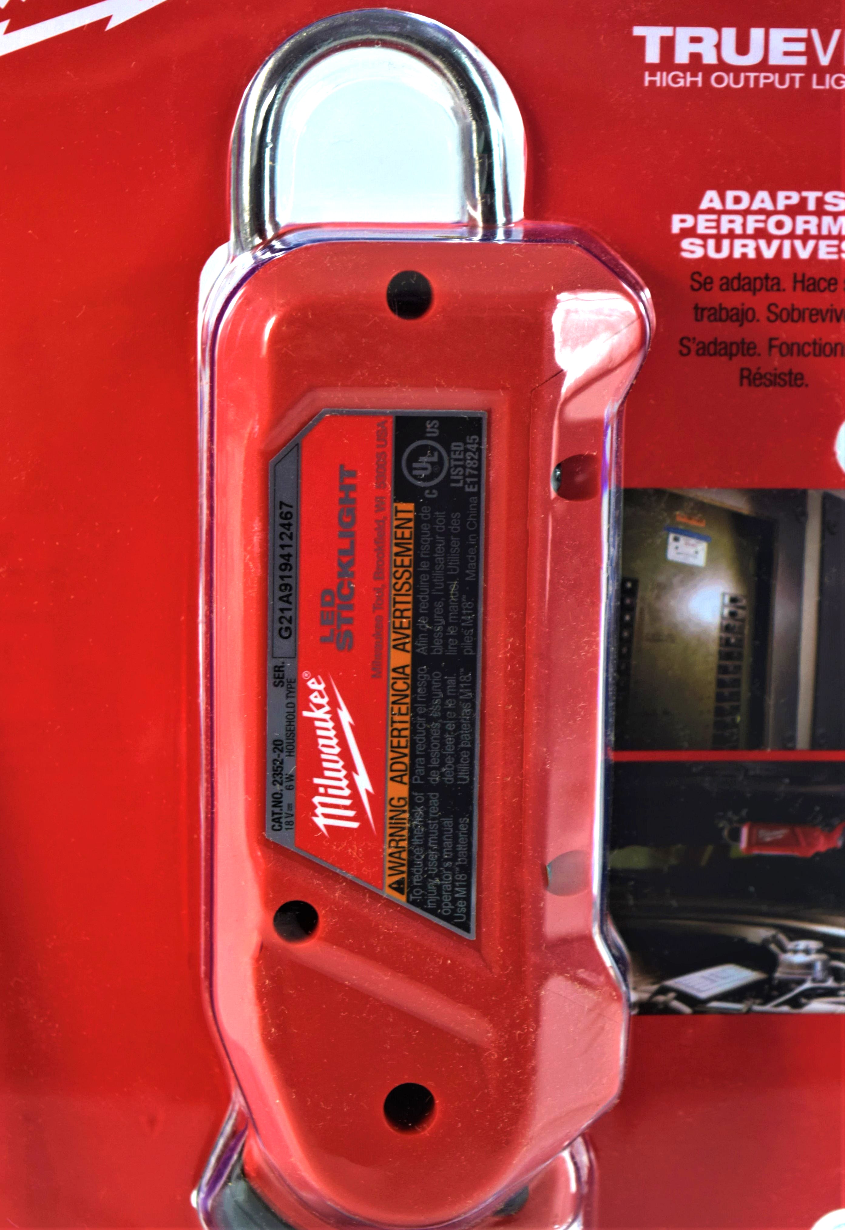 Milwaukee 2352-20 18V Cordless 300 Lumen LED Stick Light (Tool Only)