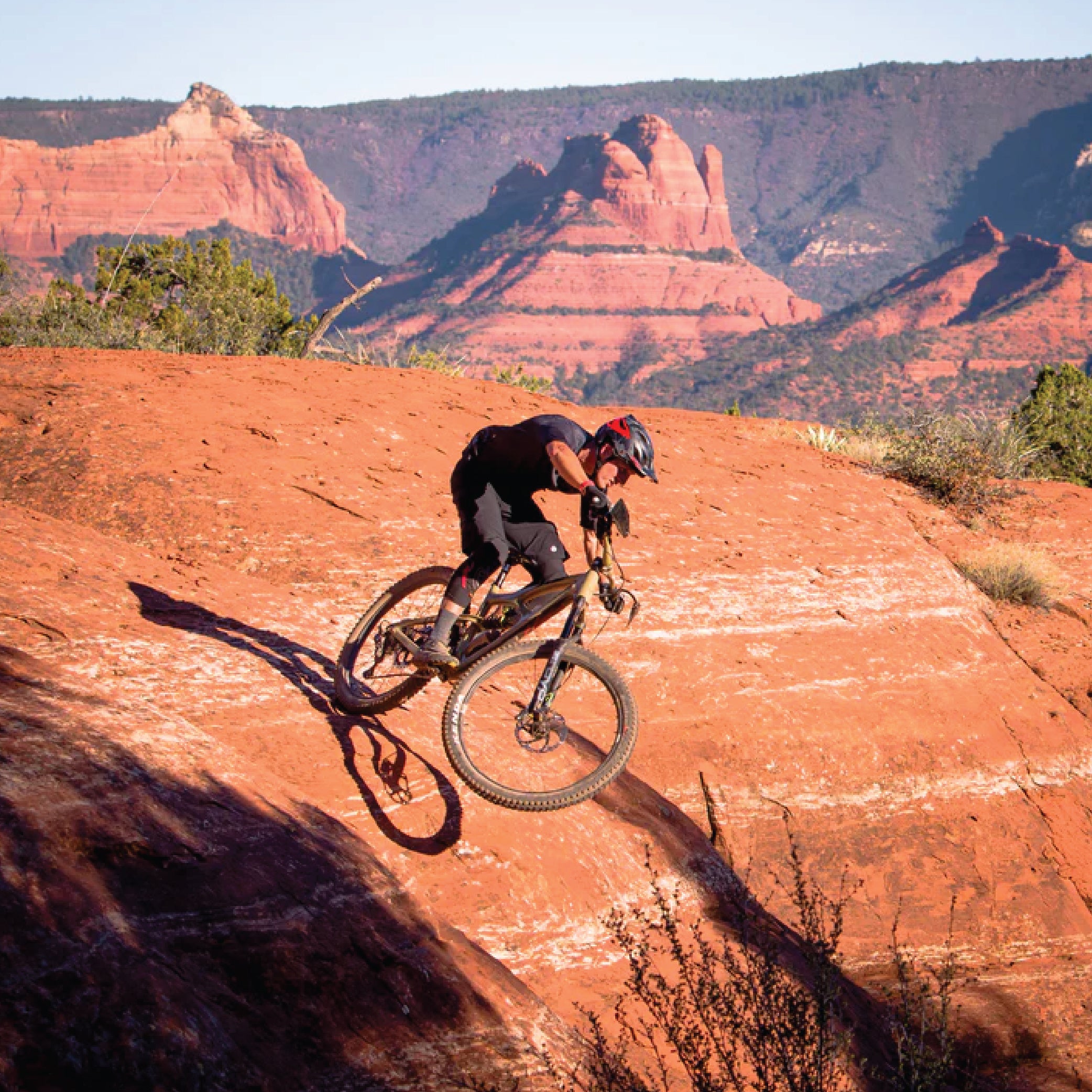 Kenda Nevegal 2 EMC K1211E 27.5x2.80 and 27.5x2.60 Mountain Bike Tires E-Bike Ready (ECE-R75) for Enduro/Trail + Airolution 27.5x2.40-2.80 Tubes + Keychain (2 Pack)