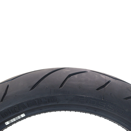 Pirelli Diablo Rosso II 120/70ZR17 (58W) D Front Motorcycle Tire, High Performance, Durable, and Reliable: Sport Performance for Road Use with Keychain, Special Ducati-Compatible D Version