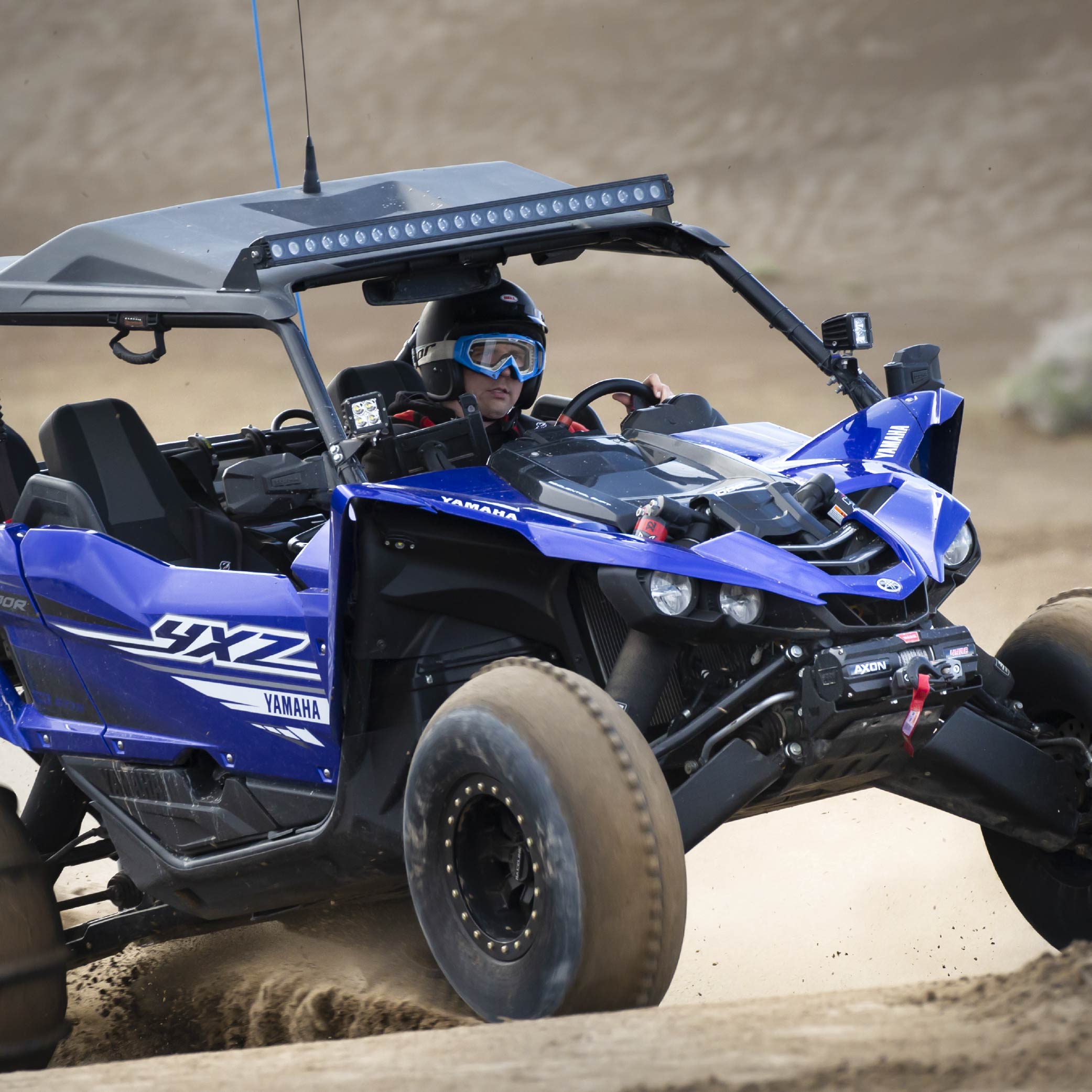 WARN AXON 45-S Powersport Winch – 4,500 lb Pulling Capacity, Synthetic Rope, Advanced Sealed Motor, IP68 Waterproof, All-Metal Gear Train for ATV/UTV Recovery, Trail Riding & Utility Work